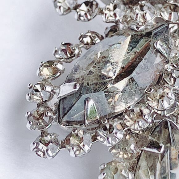 Vintage 1950s Rhinestone Brooch Prong Set Glass Domed Floral Mid Century Pin - Picture 5 of 10